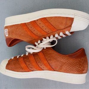 Adidas CONSORTIUM 10TH ANNIVERSARY SUPERSTAR X FOOTPATROL. Mens 8.5